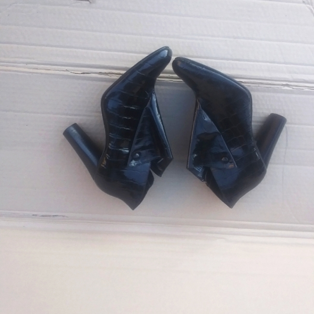 Kristen davis boots
